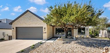 image of property with 3 Bed | 3 Bath | 2,774 Sqft