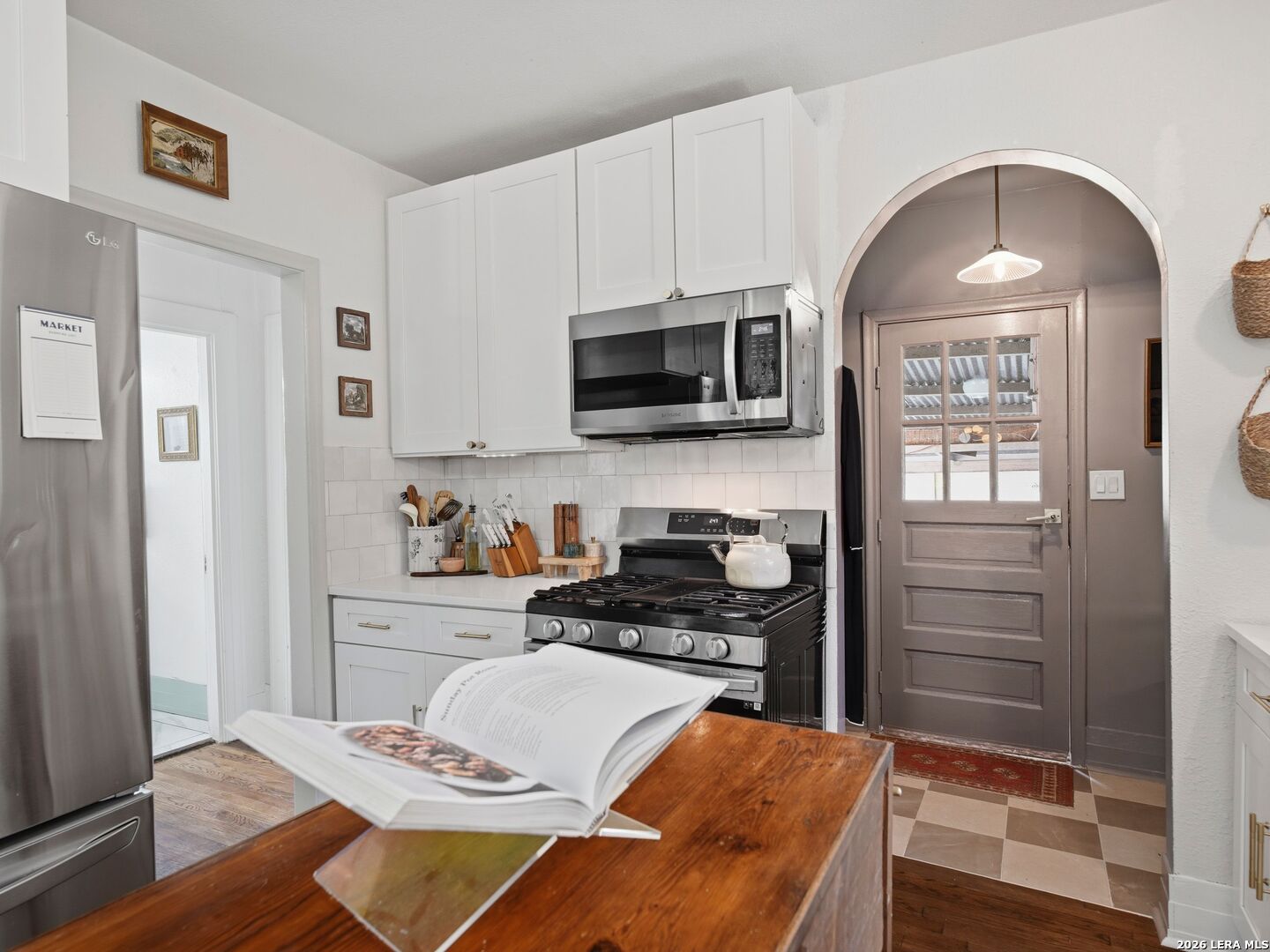 main property photo 15