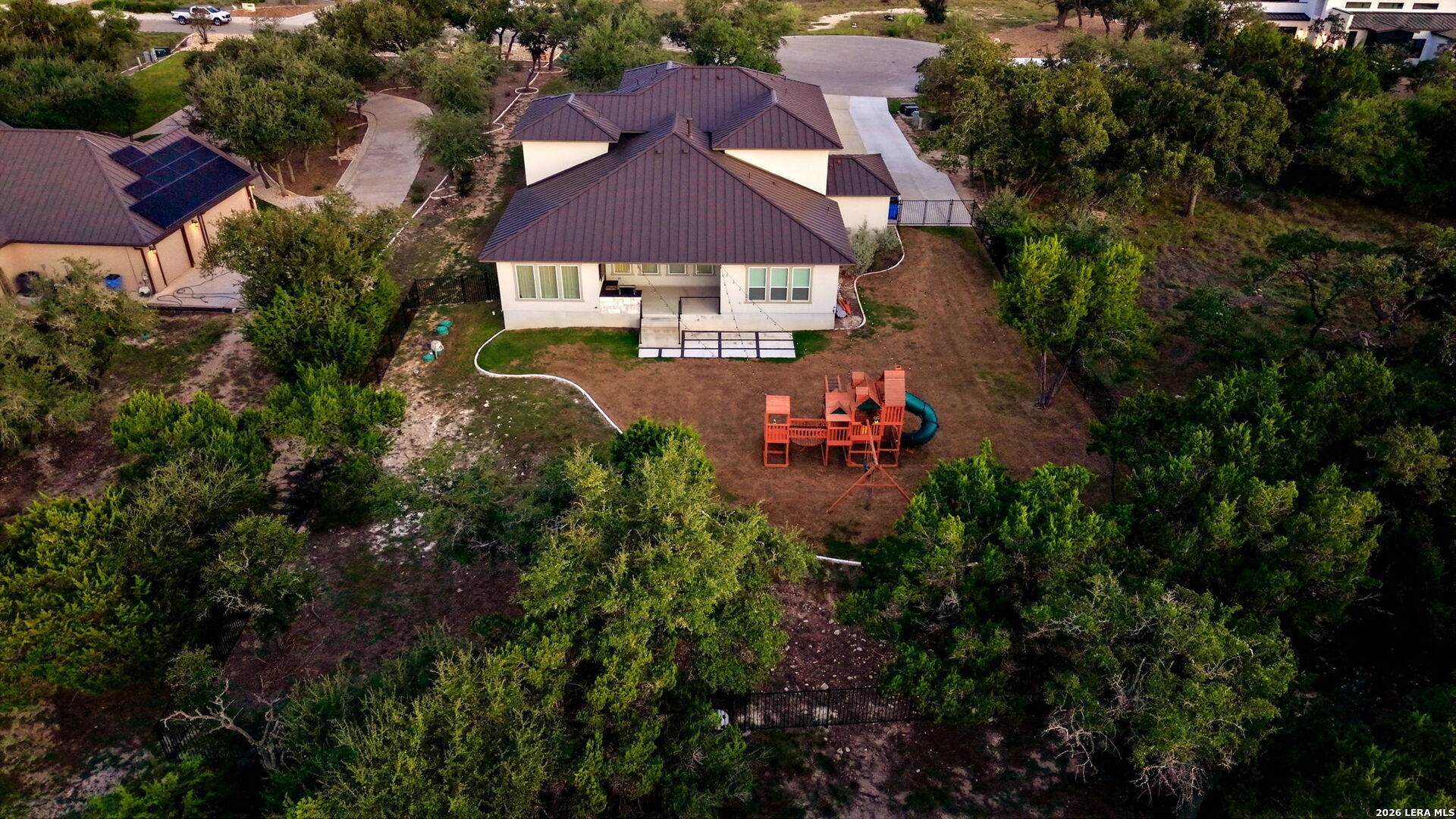 main property photo 47