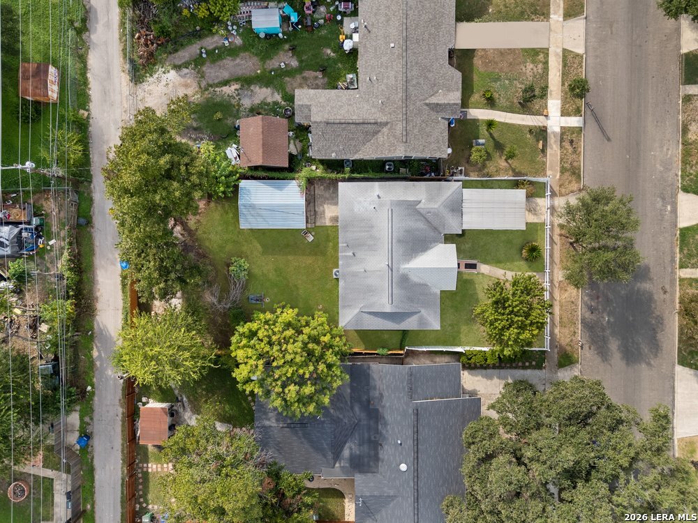 main property photo 20