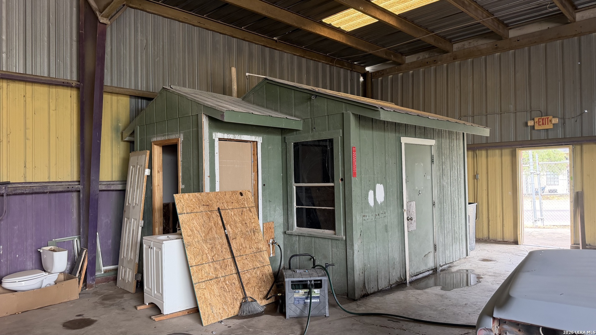 main property photo 5