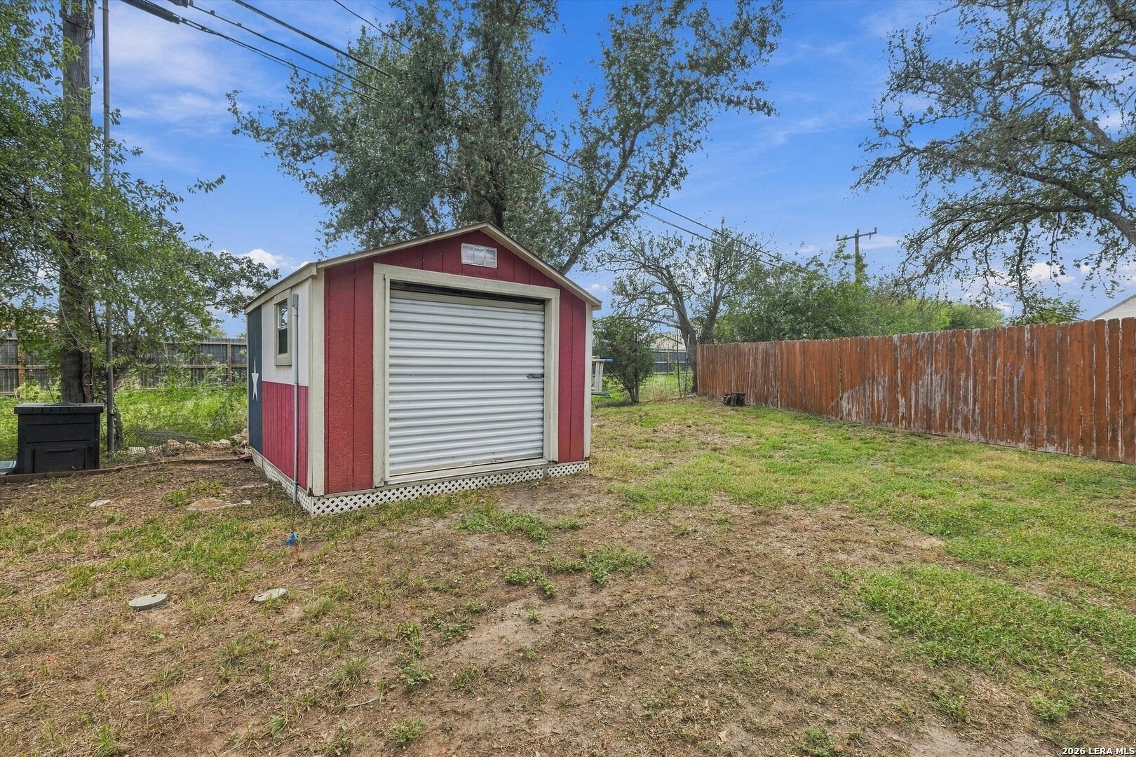 main property photo 24