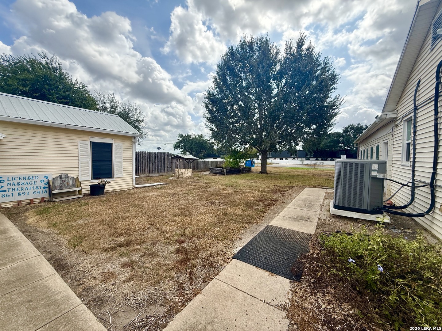 main property photo 13