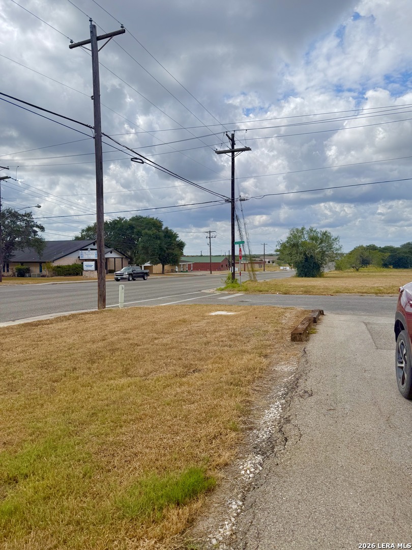 main property photo 16