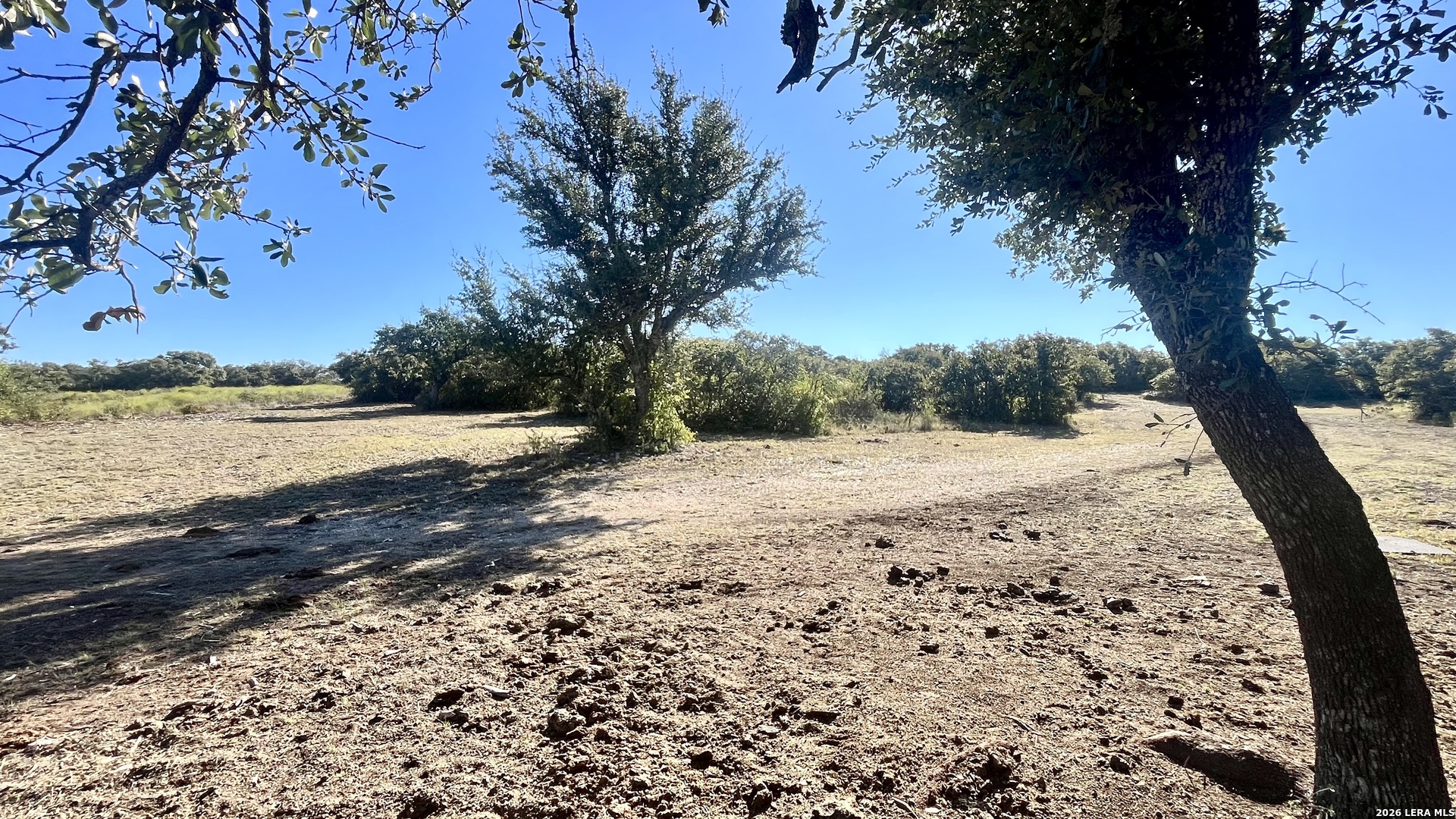 main property photo 11