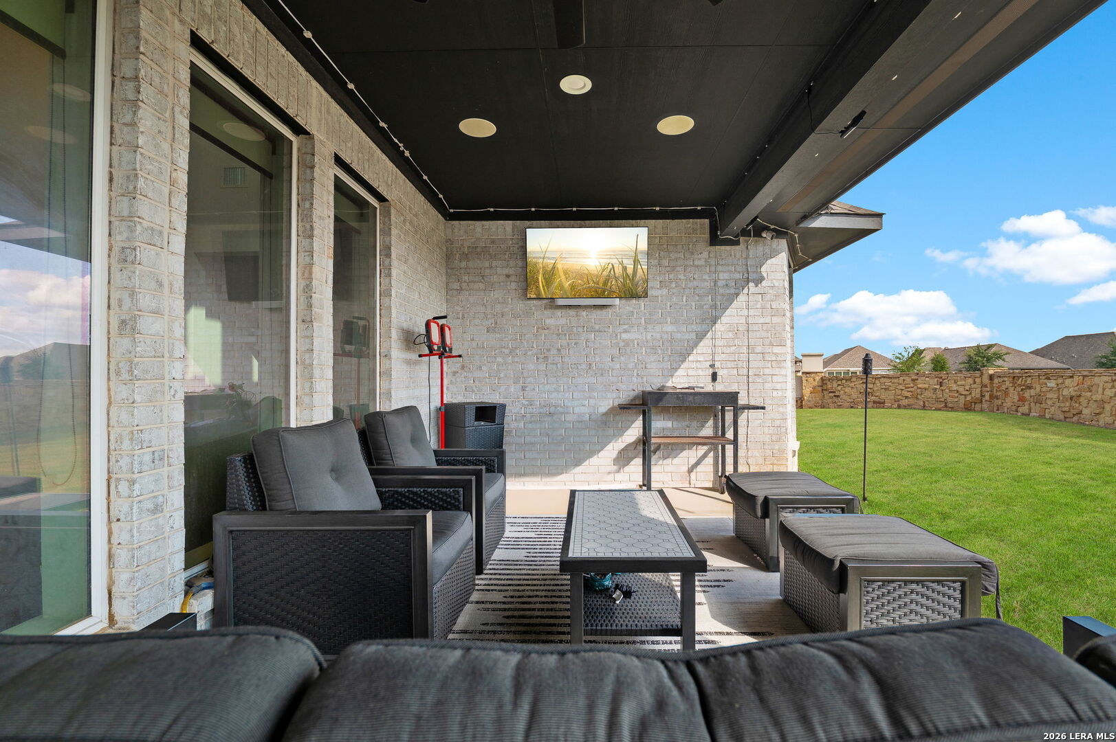 main property photo 47