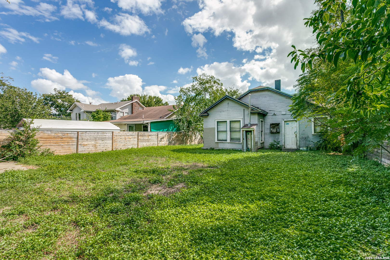 main property photo 5