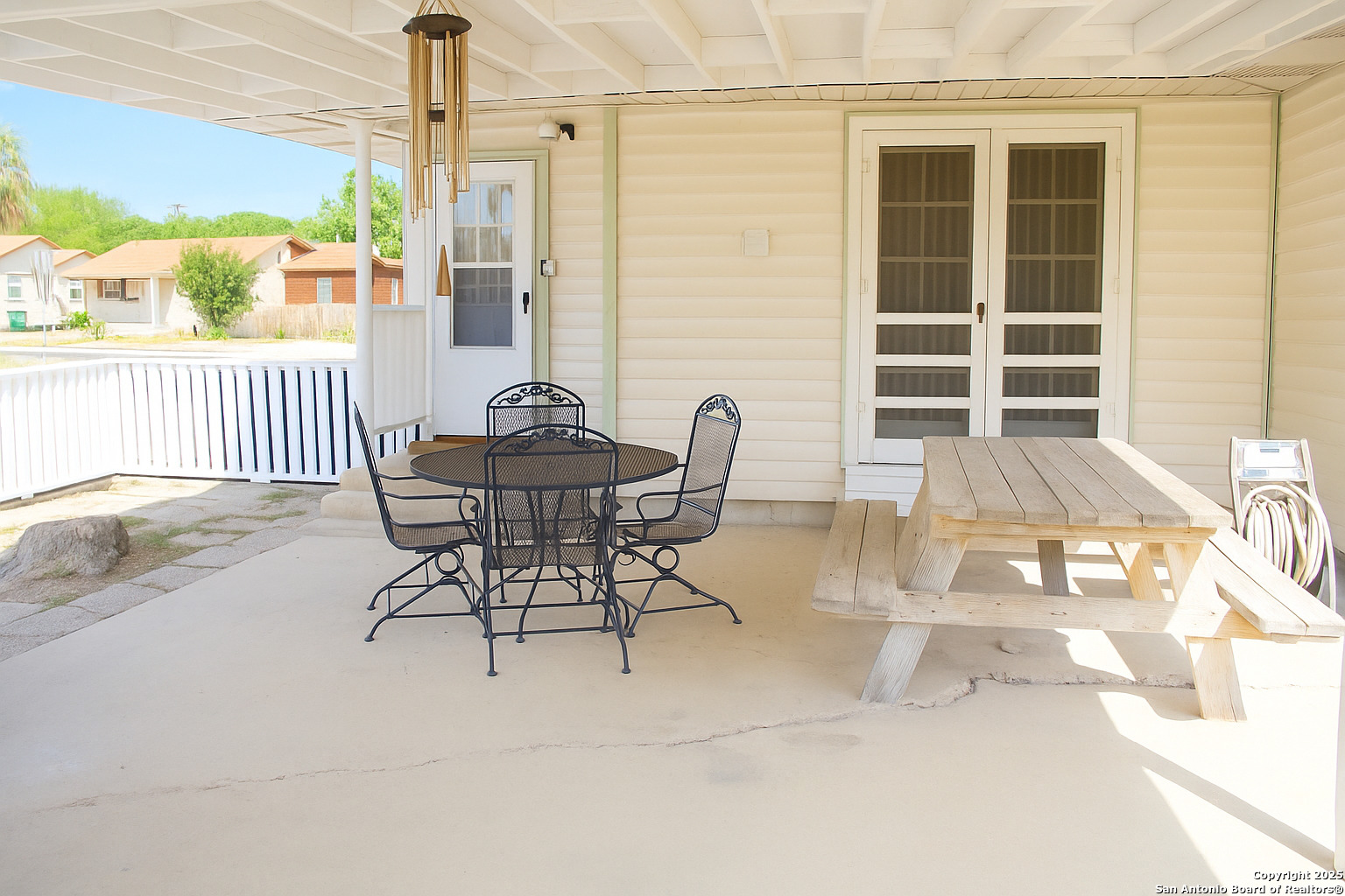 main property photo 15