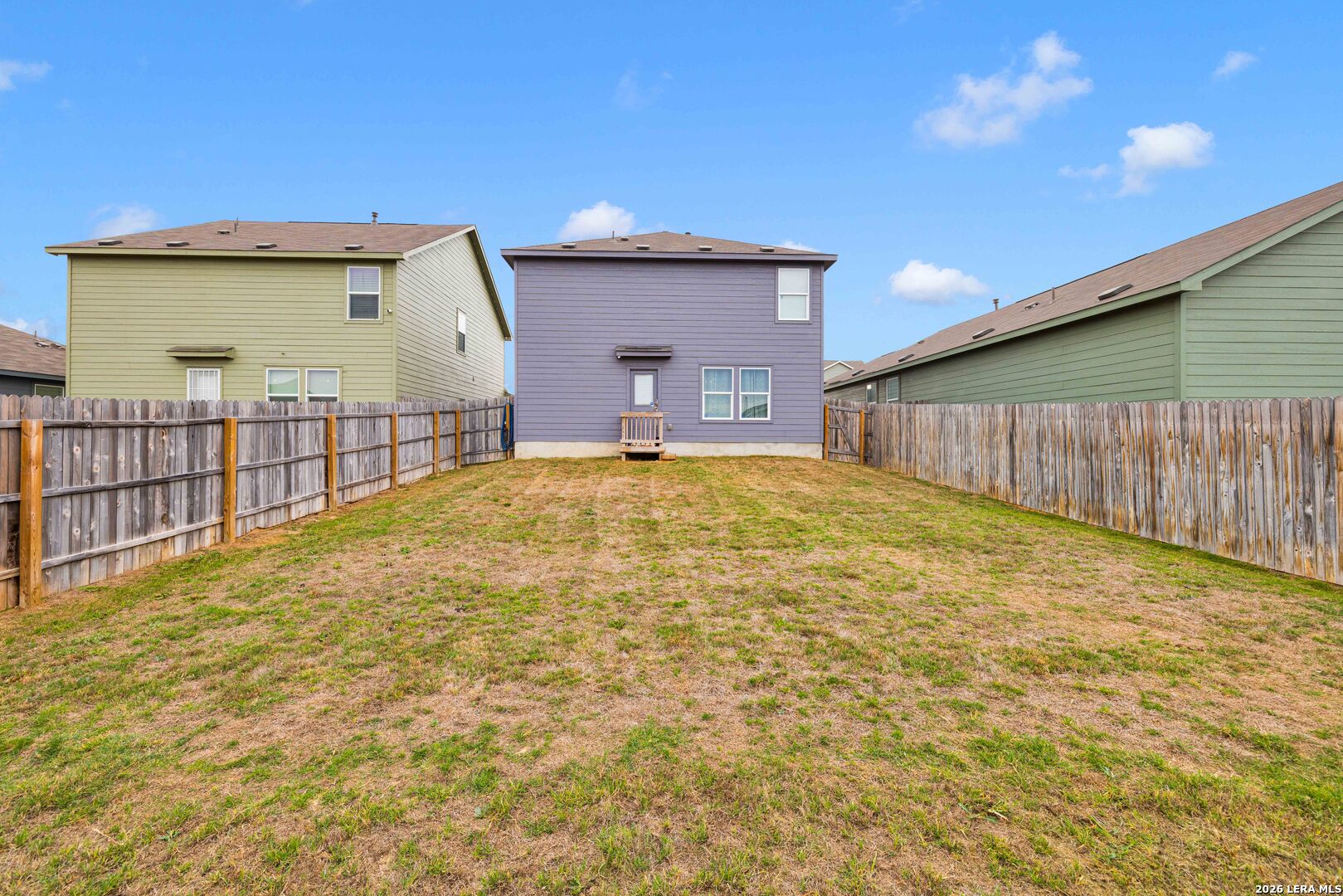 main property photo 20