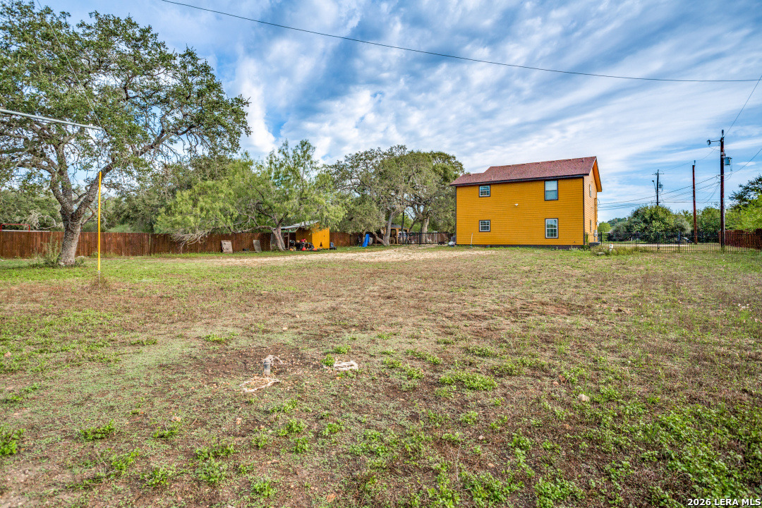 main property photo 13