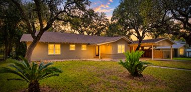 image of property with 3 Bed | 2 Bath | 1,620 Sqft