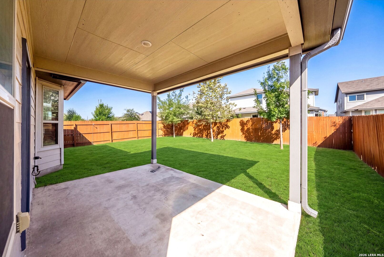 main property photo 39