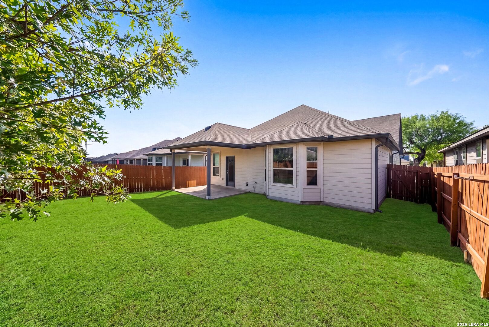 main property photo 44