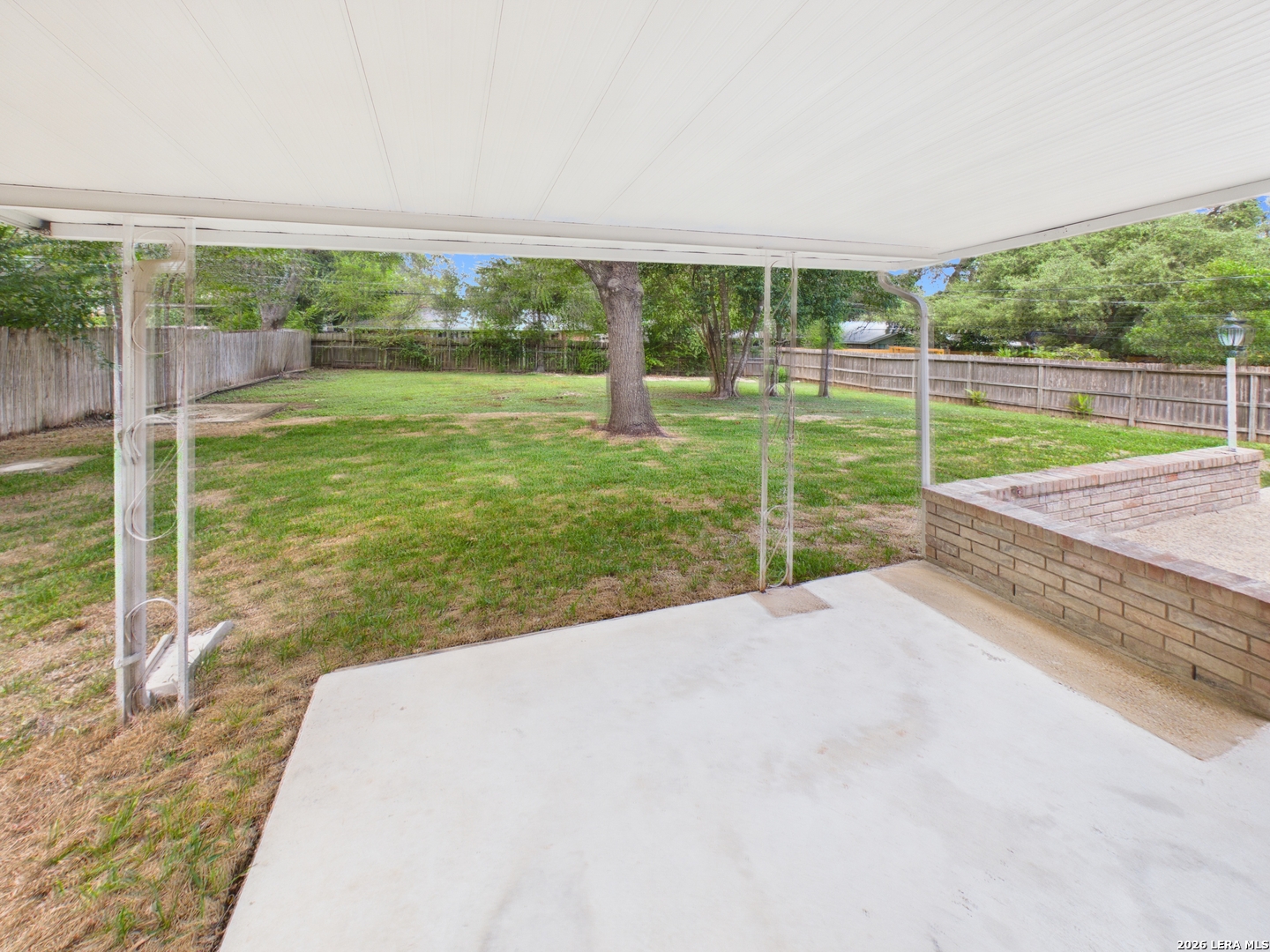 main property photo 41
