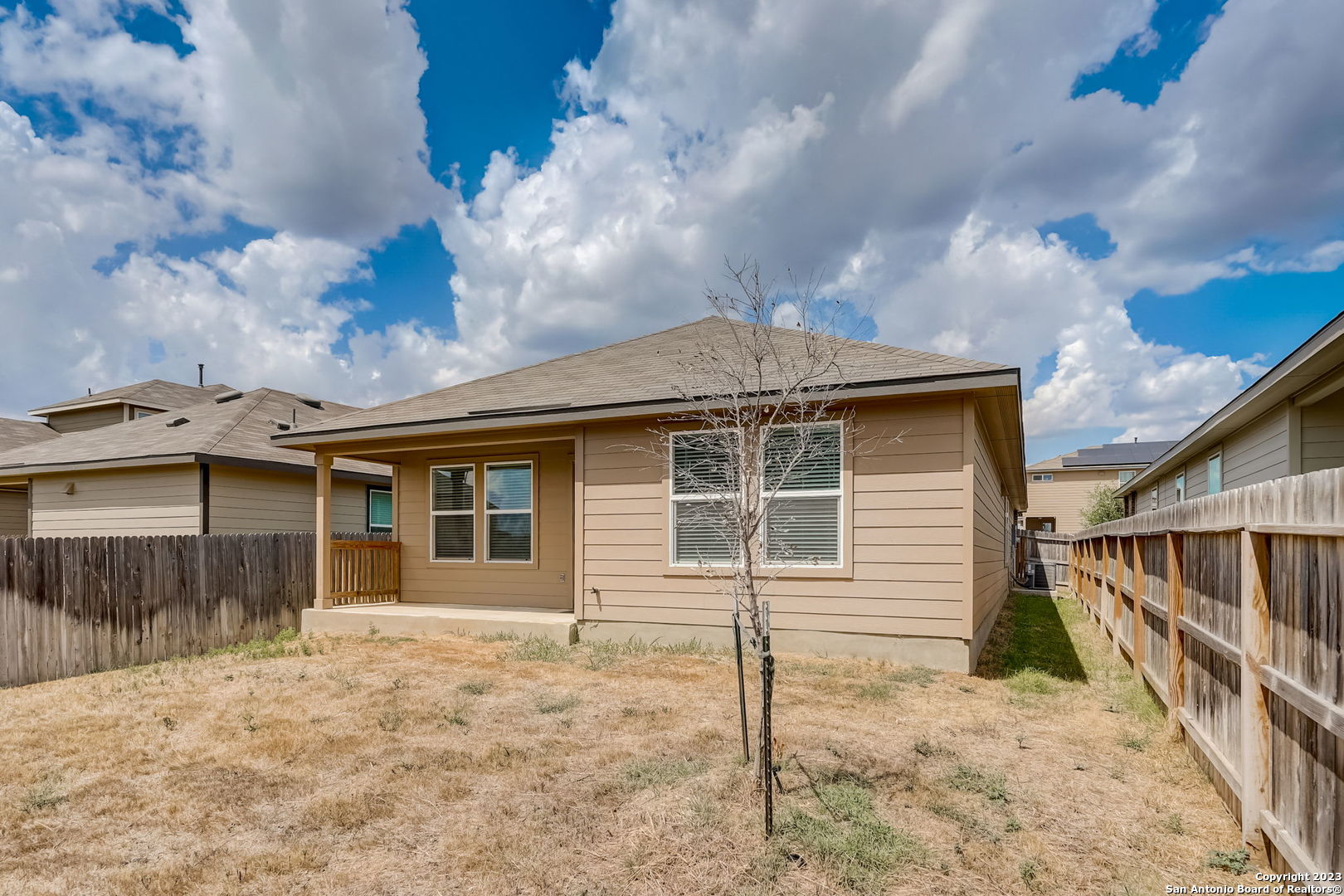 main property photo 29
