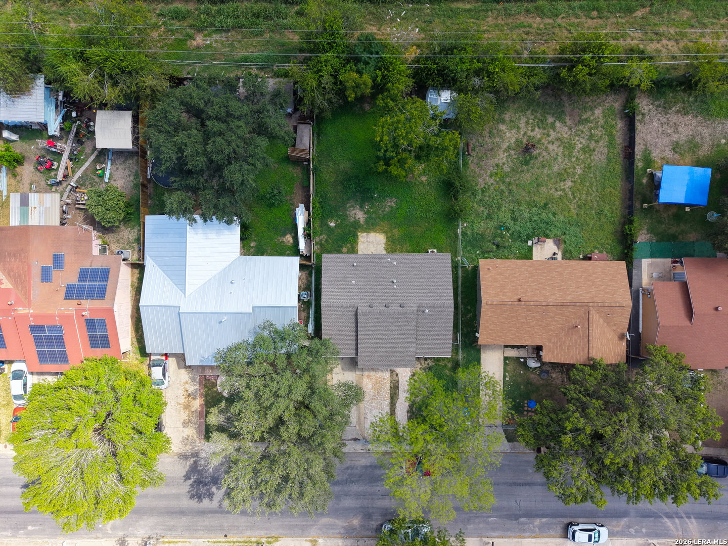 main property photo 20