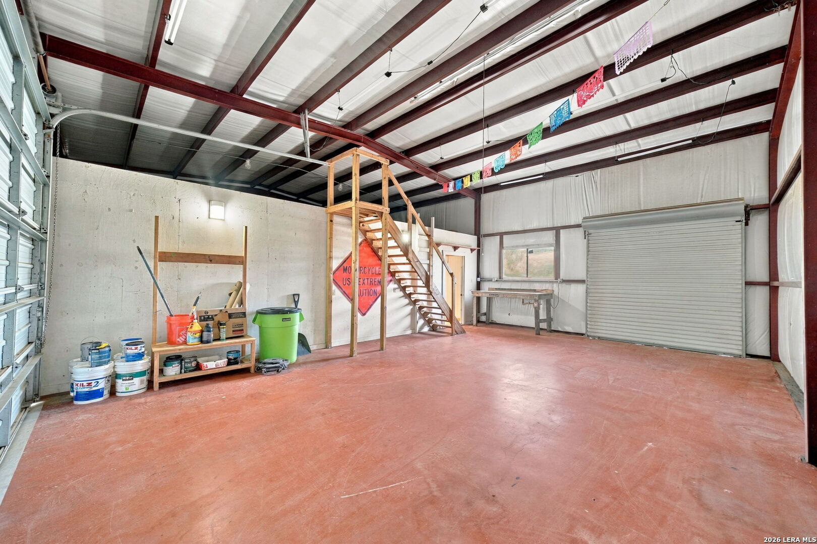 main property photo 50