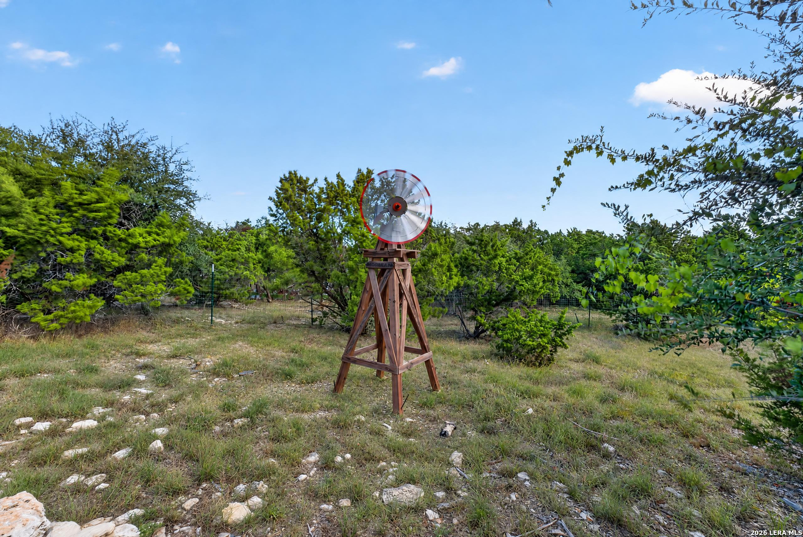 main property photo 41