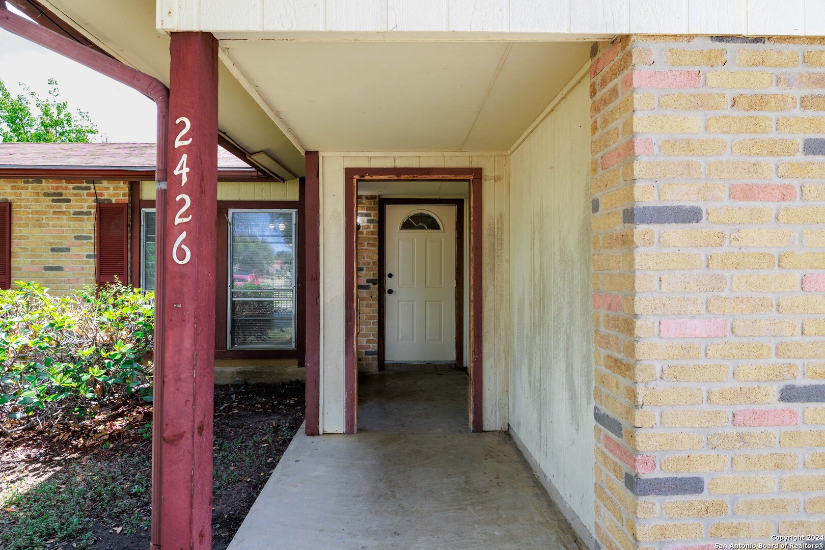 main property photo 2