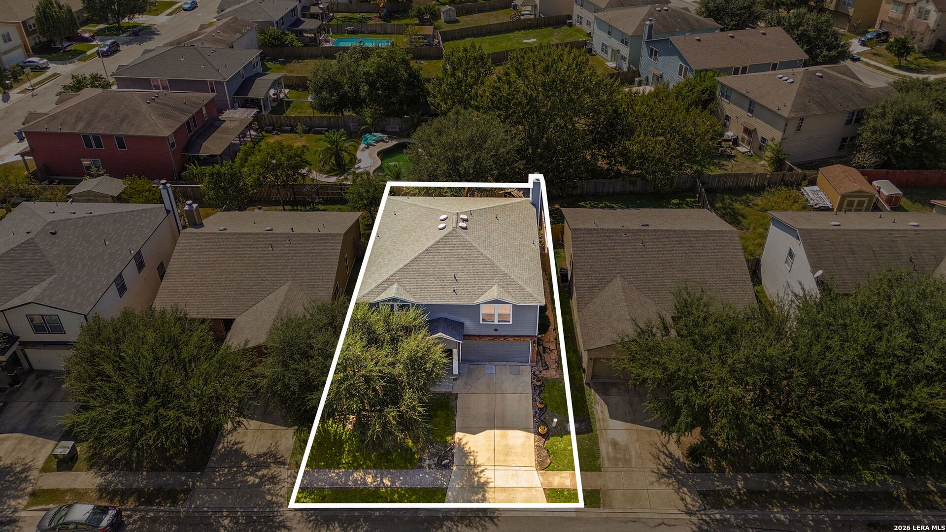 main property photo 45