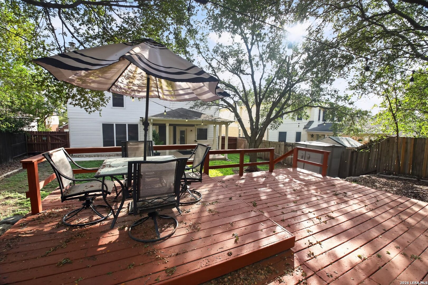 main property photo 40