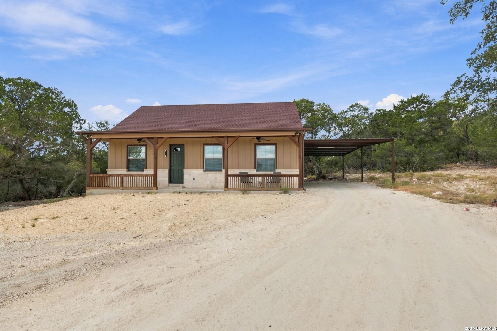main property photo 38