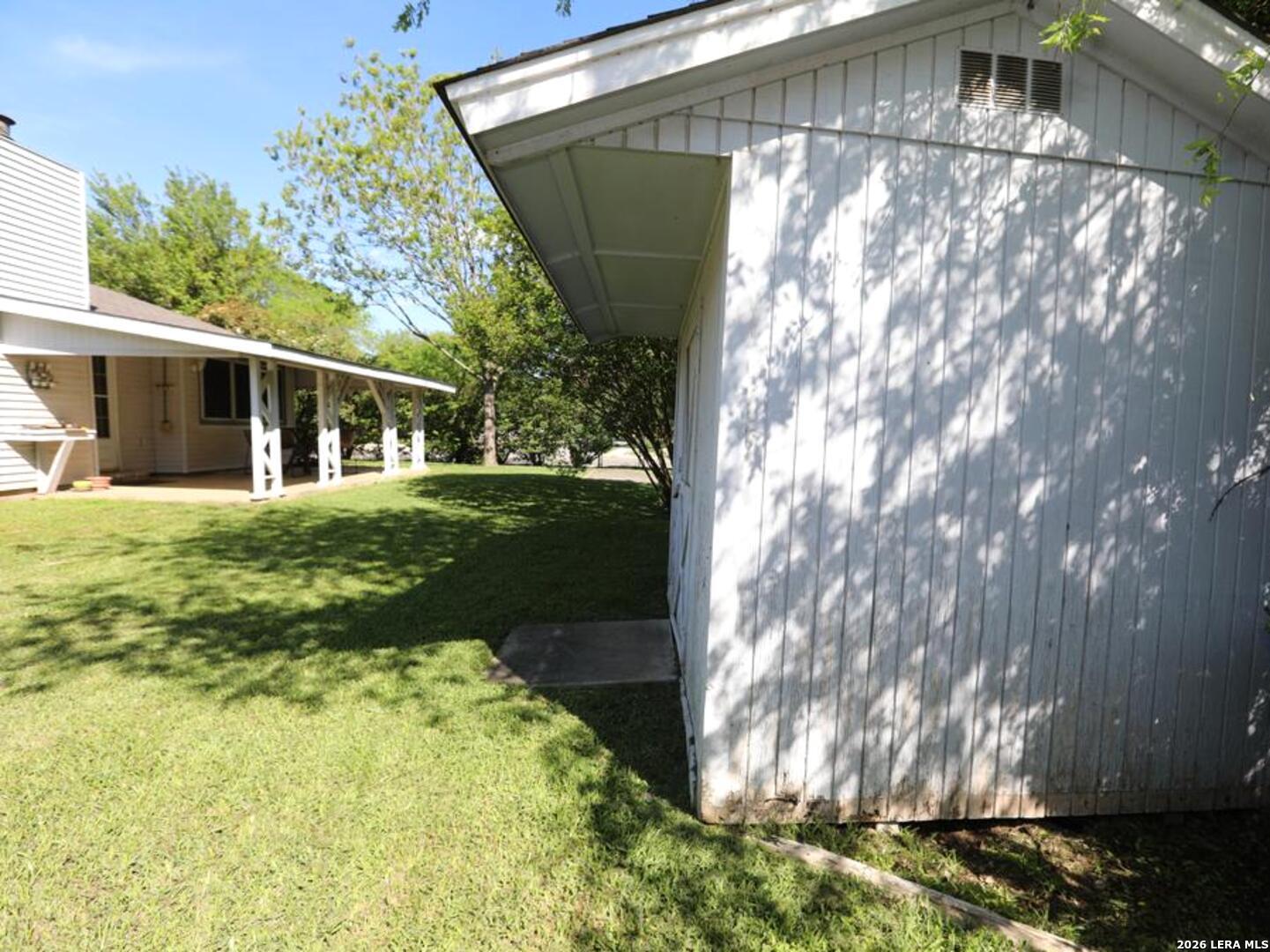 main property photo 29