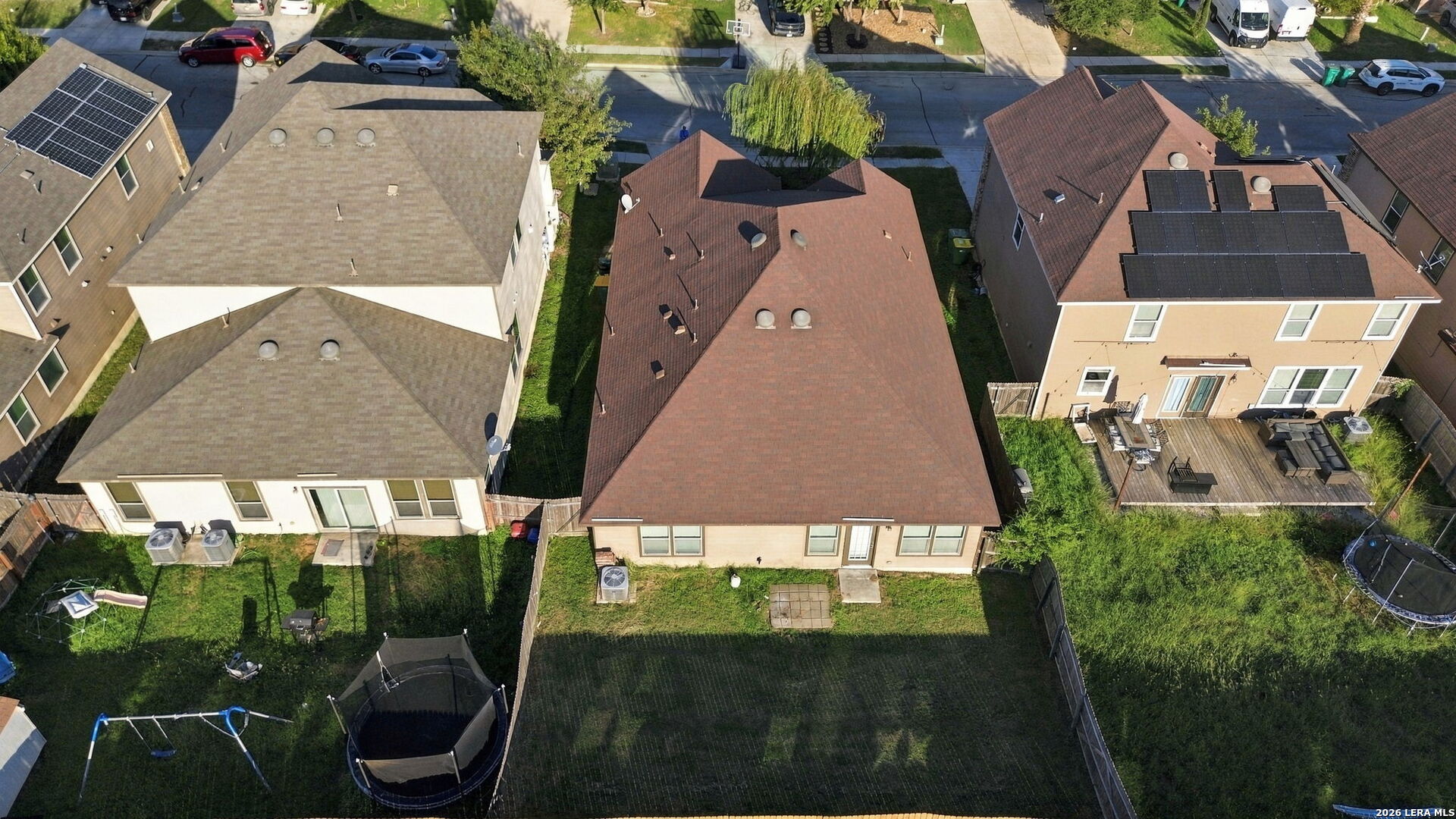 main property photo 50