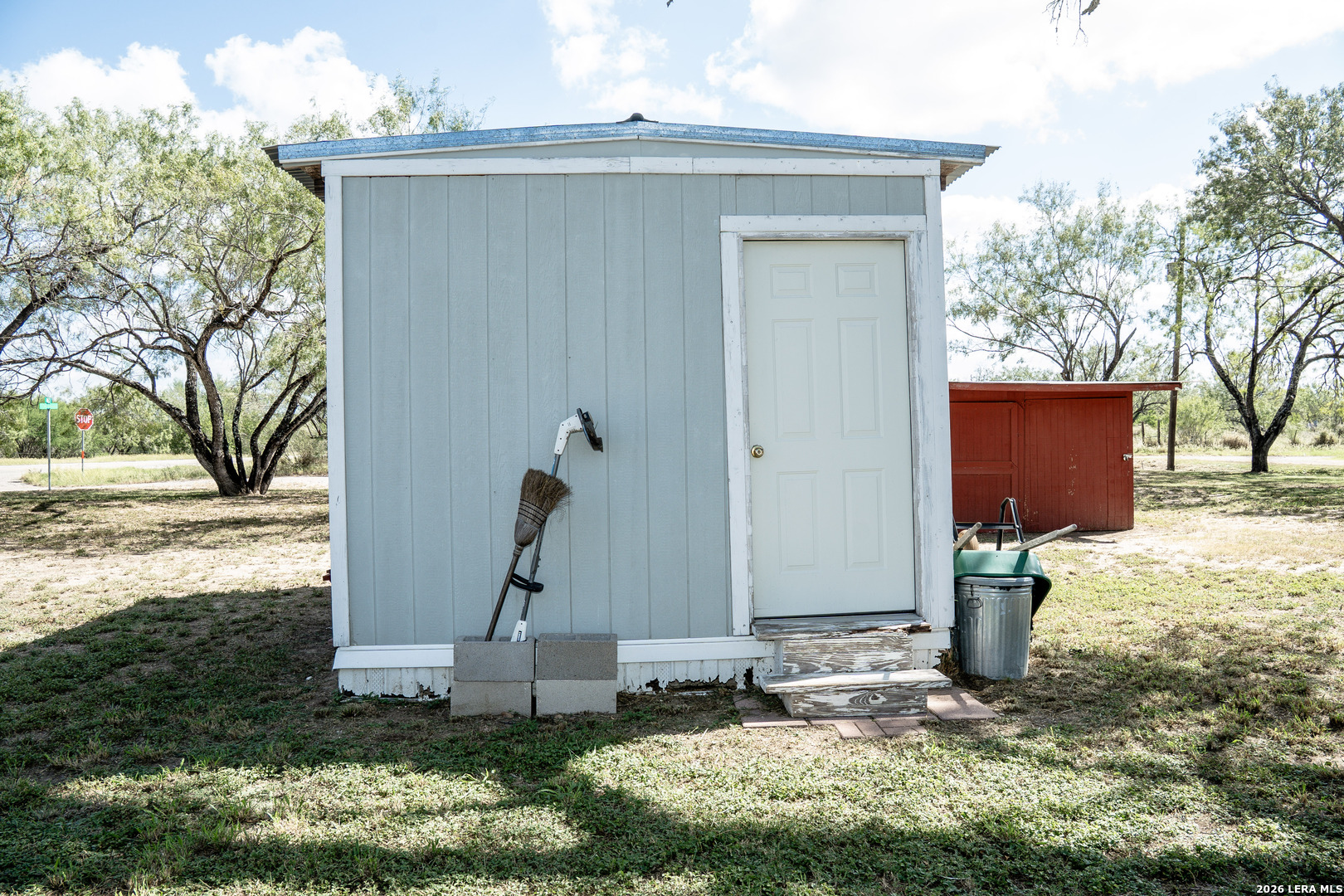 main property photo 20