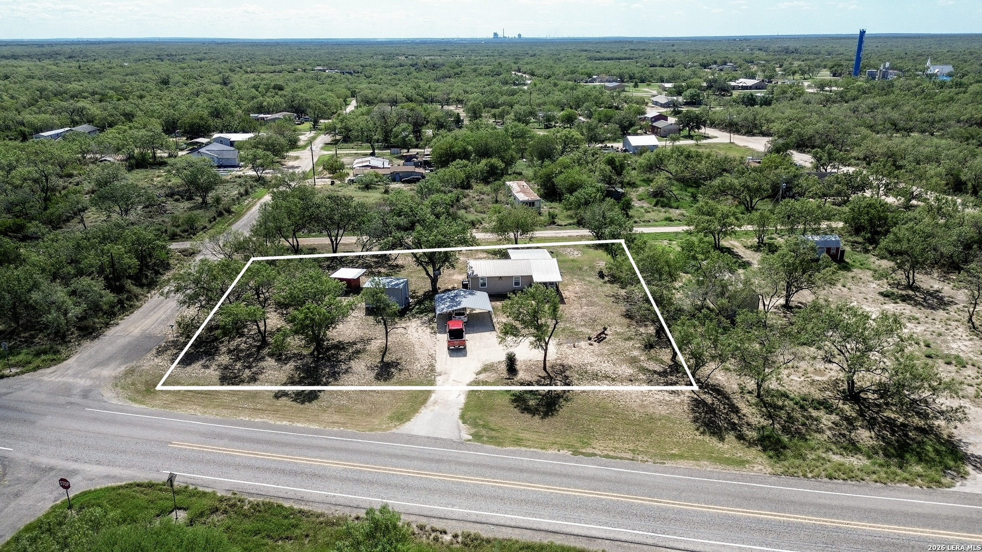 main property photo 23
