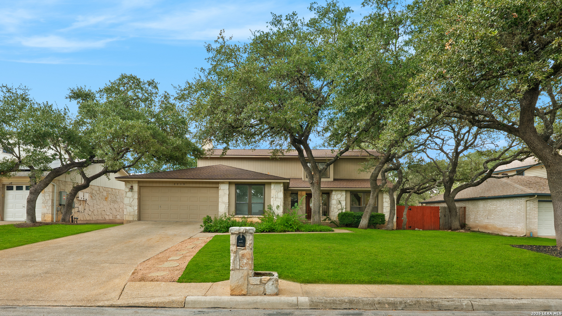 main property photo 2