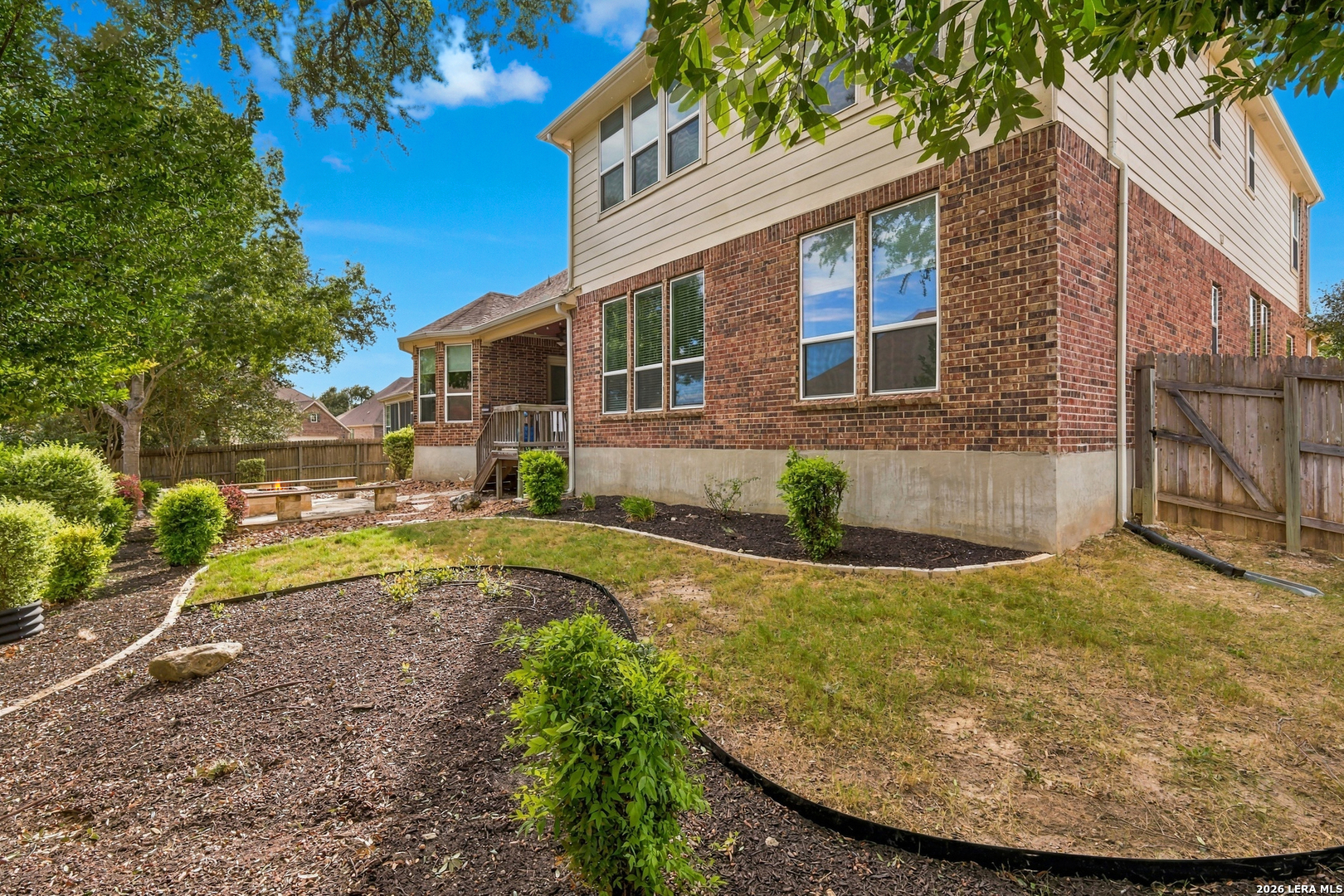 main property photo 45