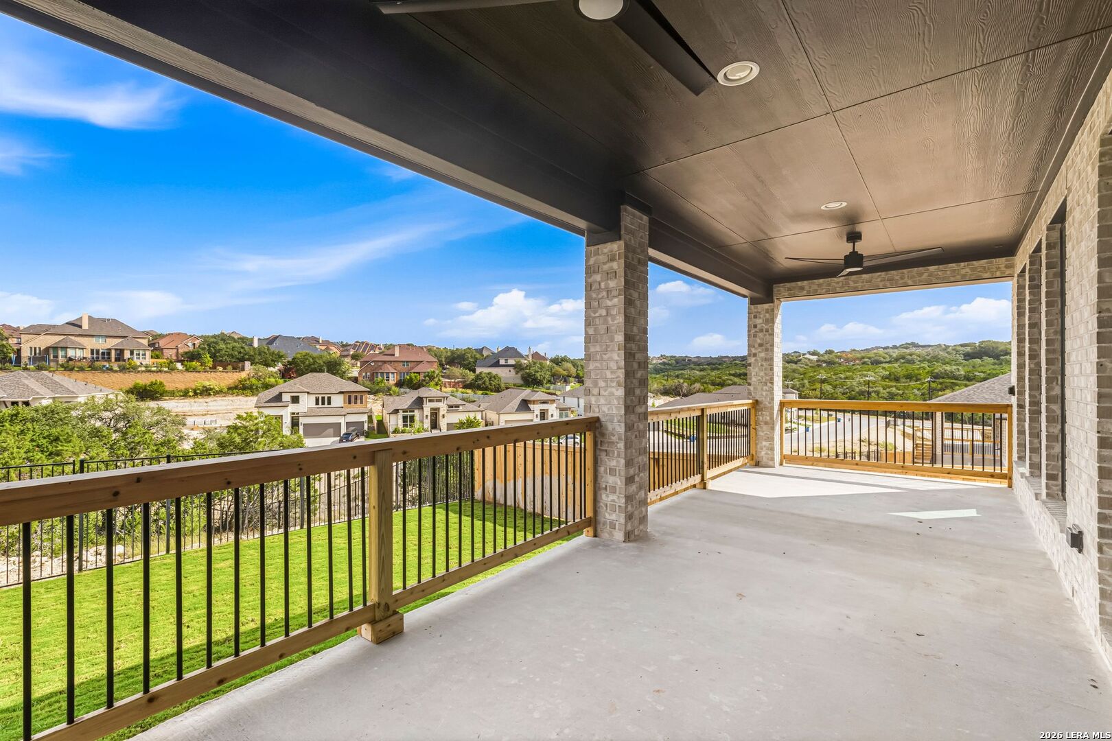 main property photo 41