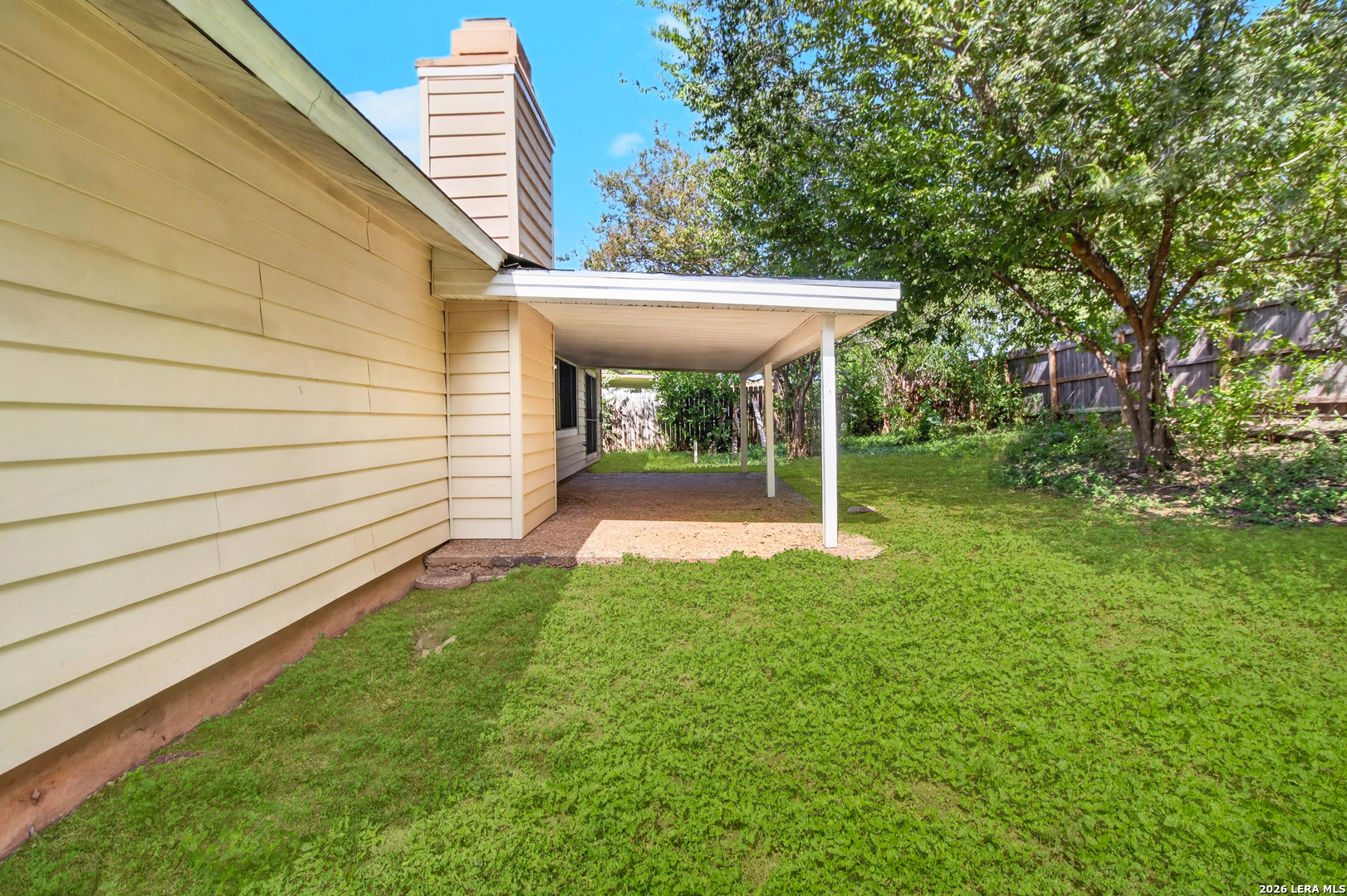 main property photo 30