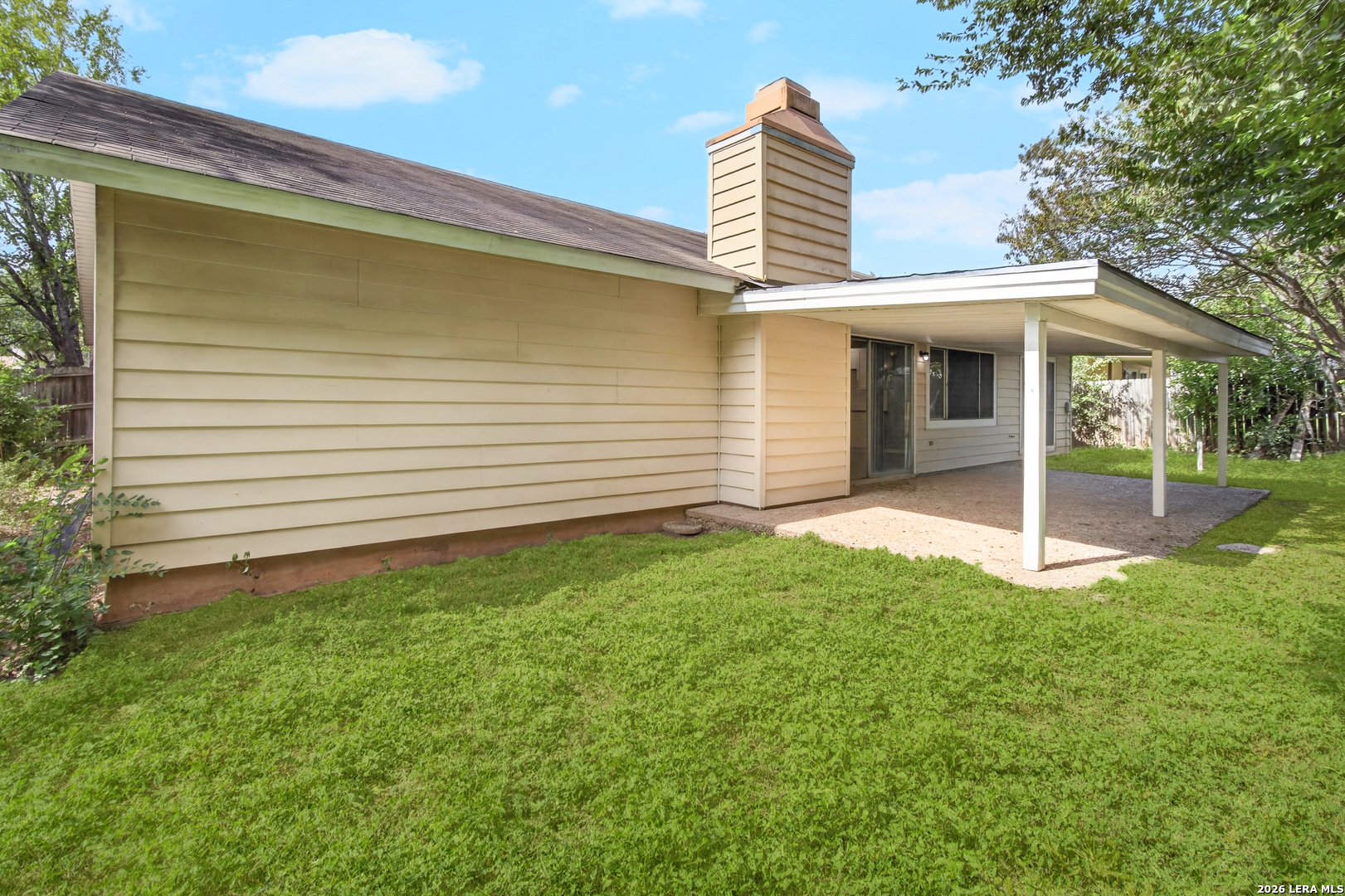 main property photo 31