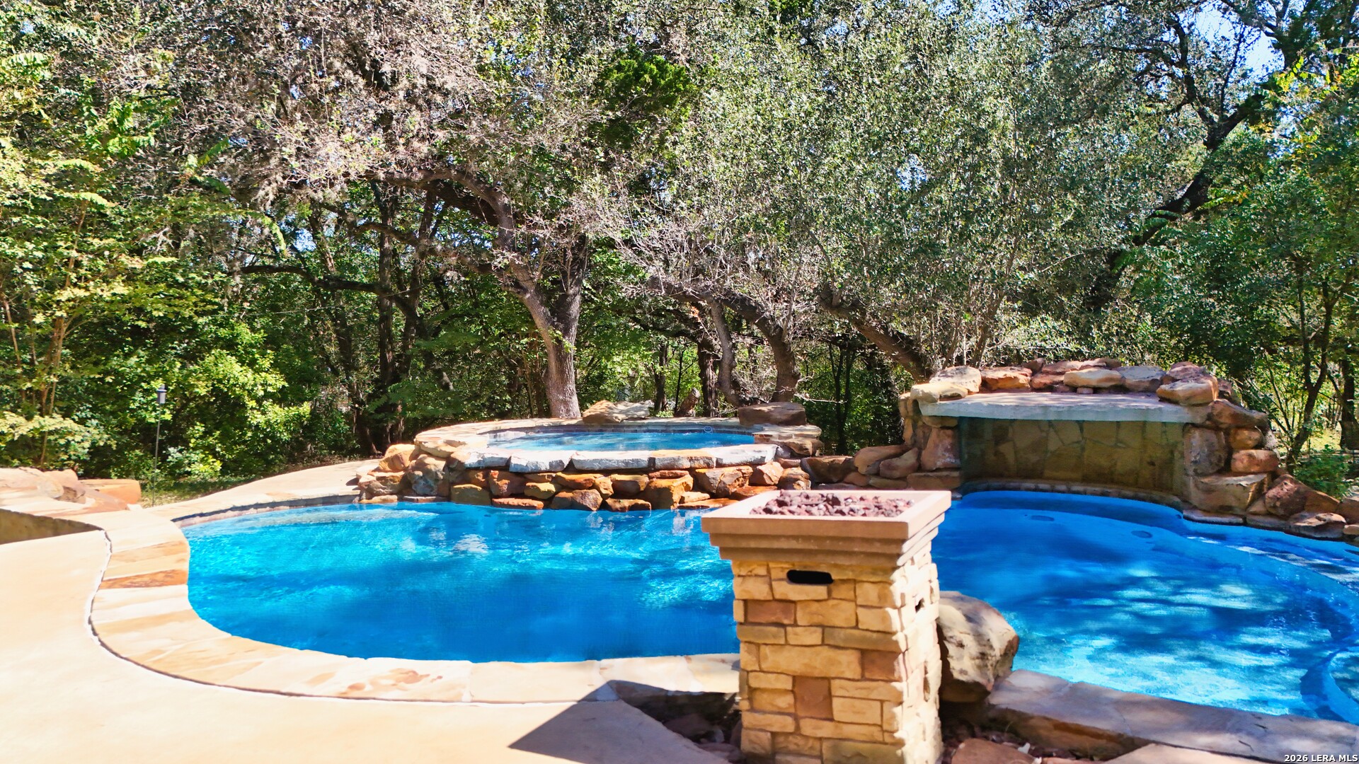 main property photo 75