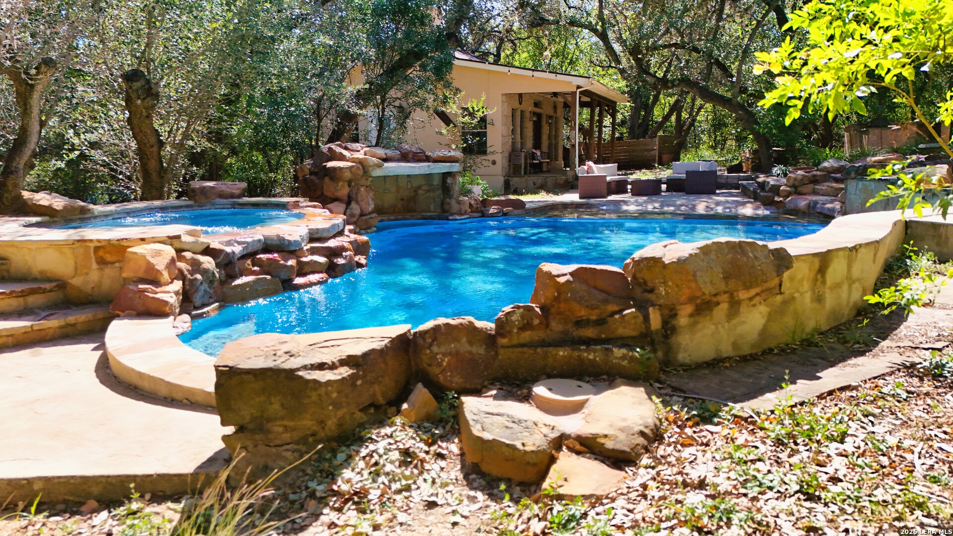 main property photo 77