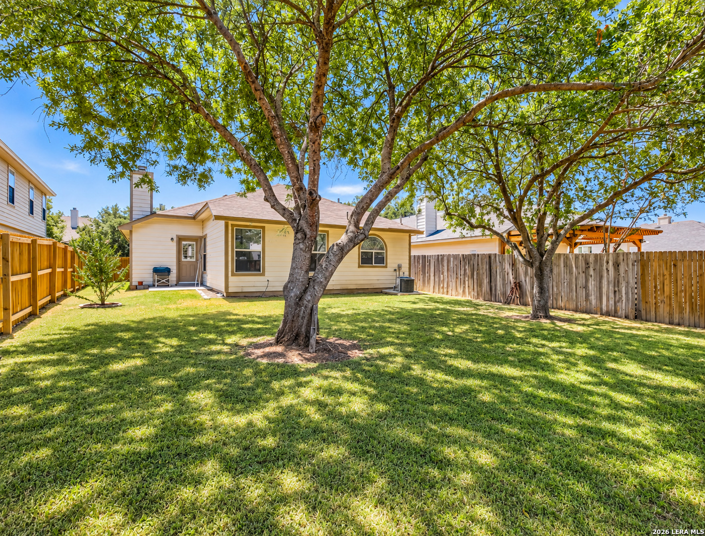 main property photo 10