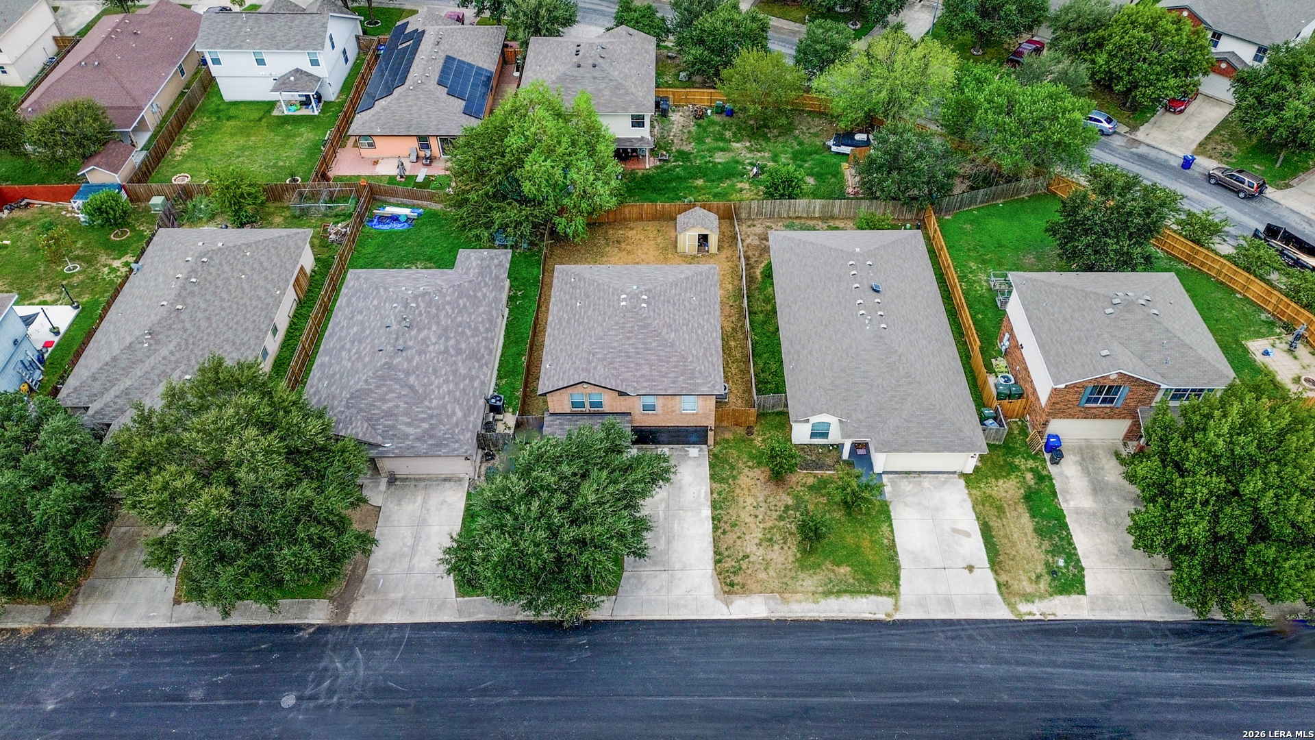 main property photo 27