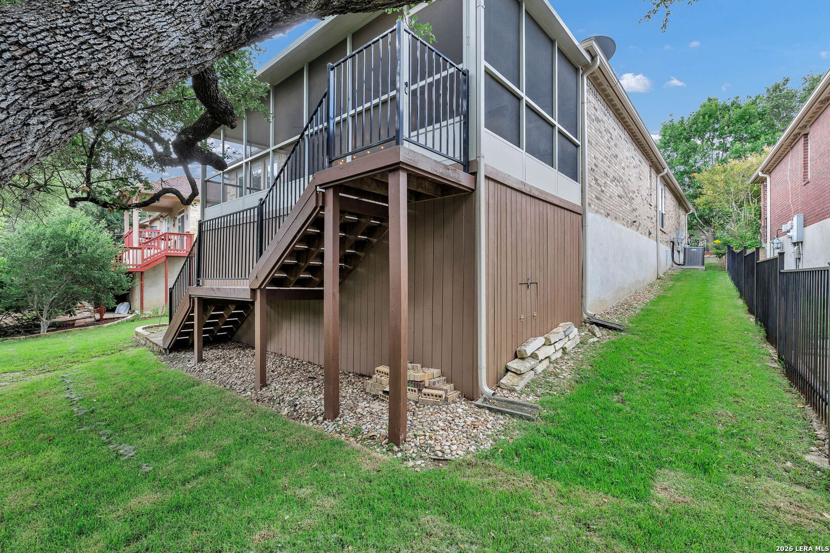 main property photo 54