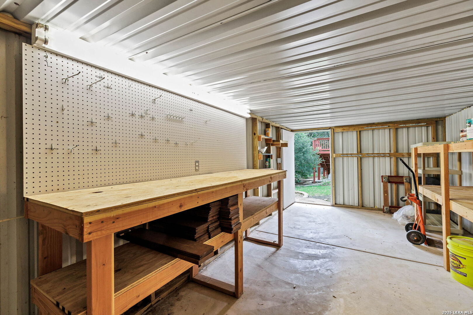 main property photo 58