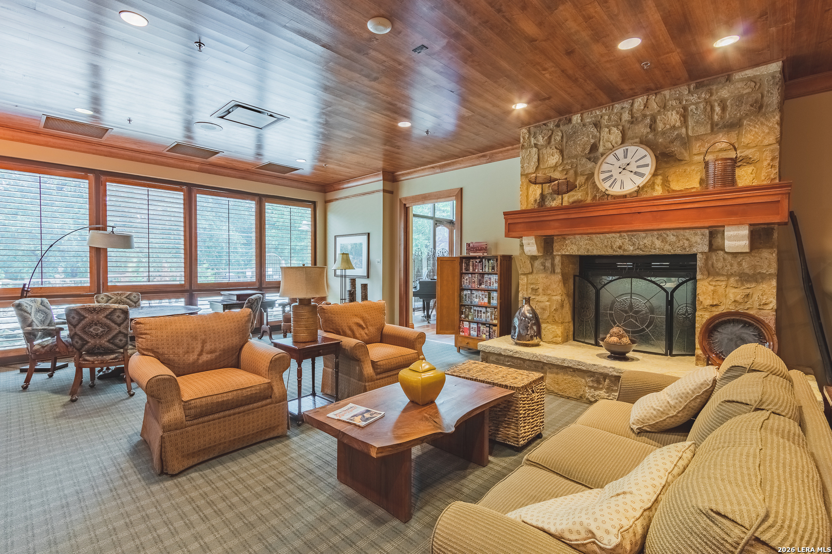 main property photo 60