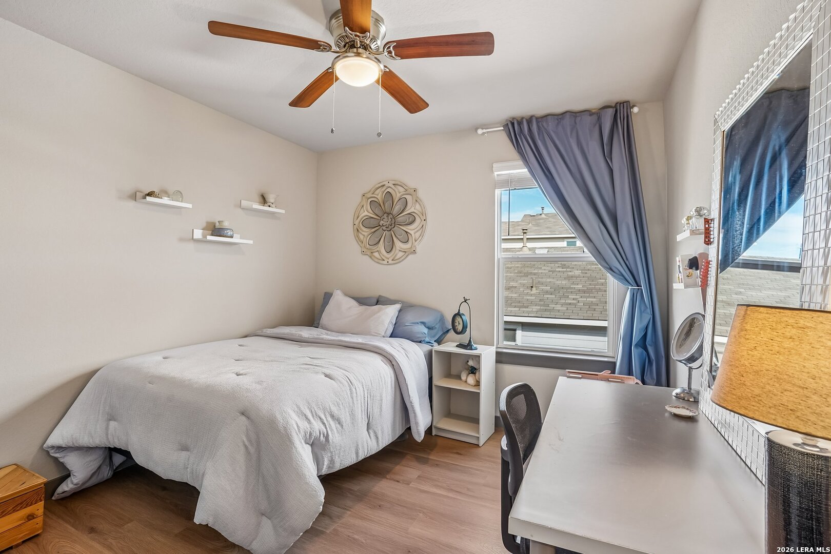 main property photo 20