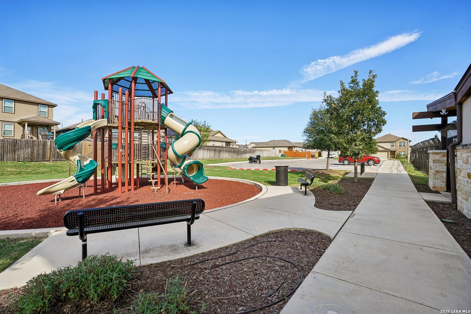 main property photo 74