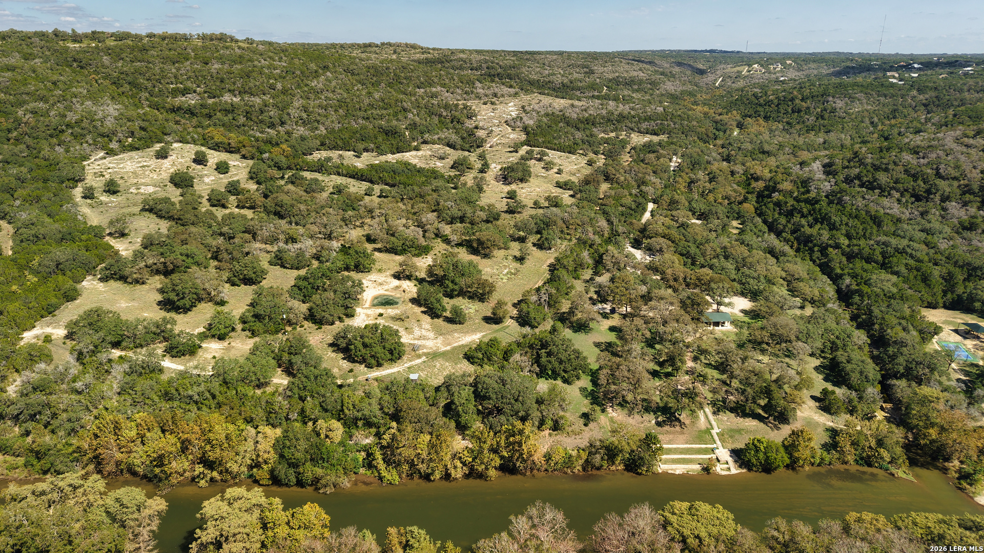 main property photo 11
