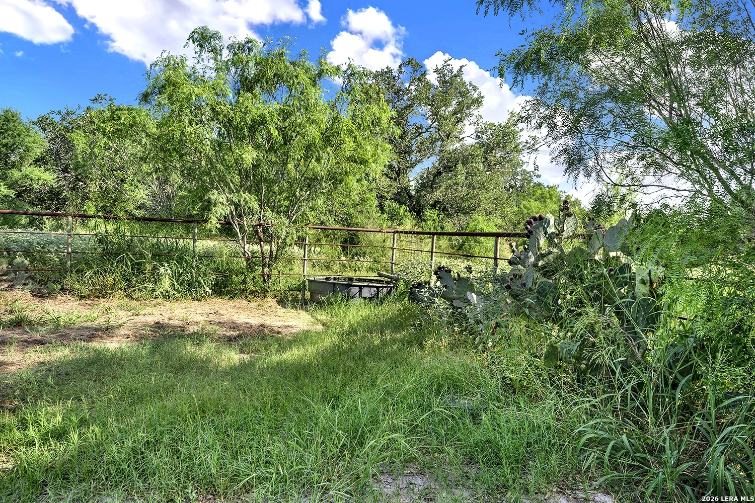 main property photo 18