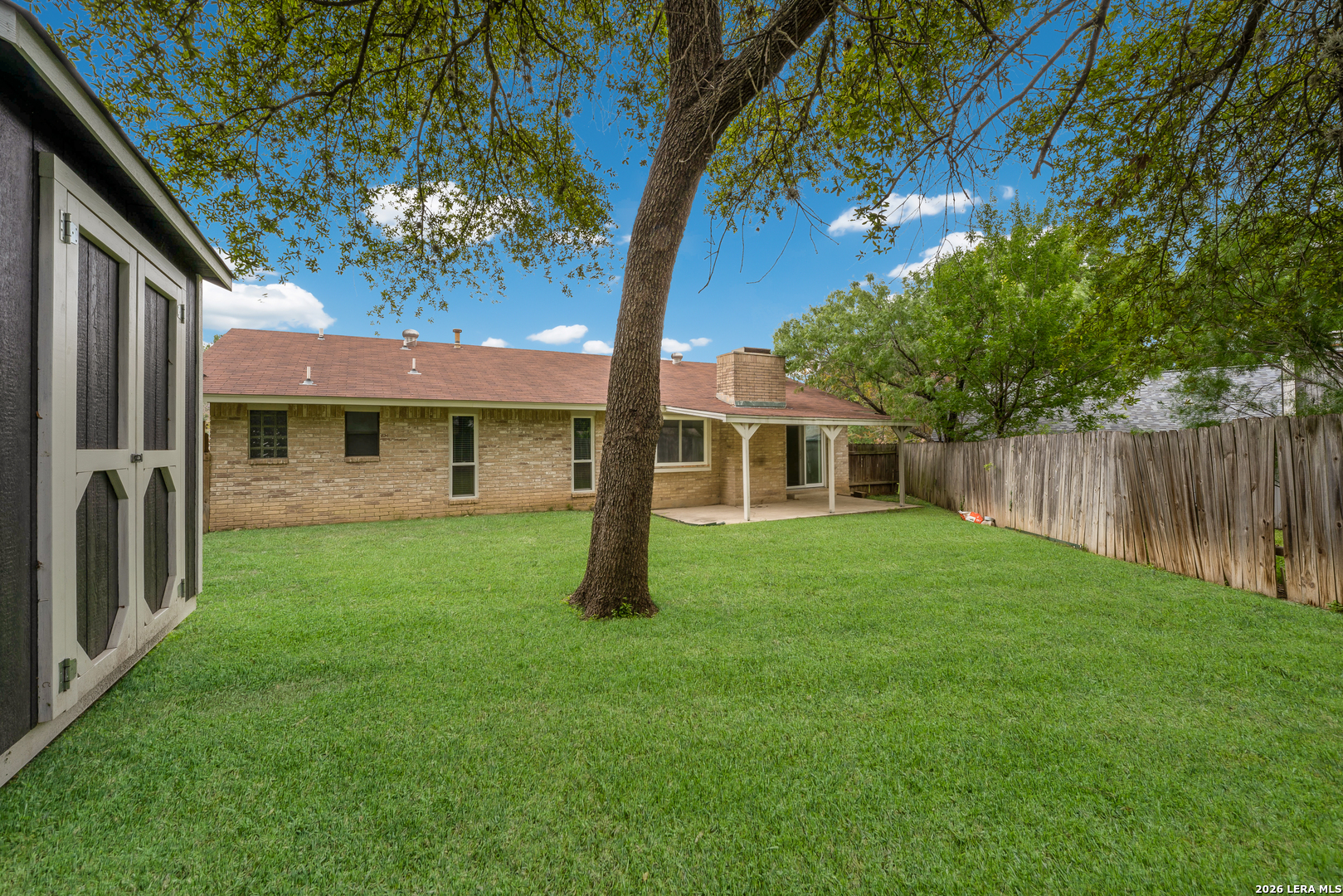 main property photo 25