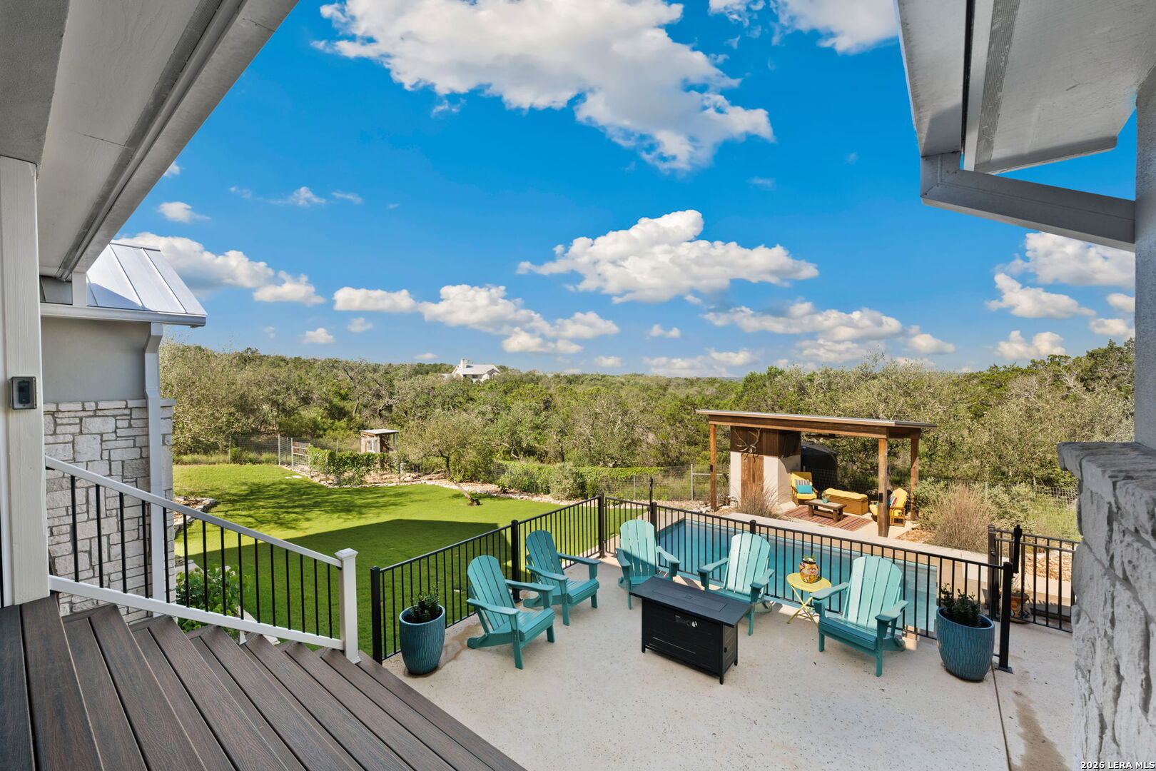 main property photo 50