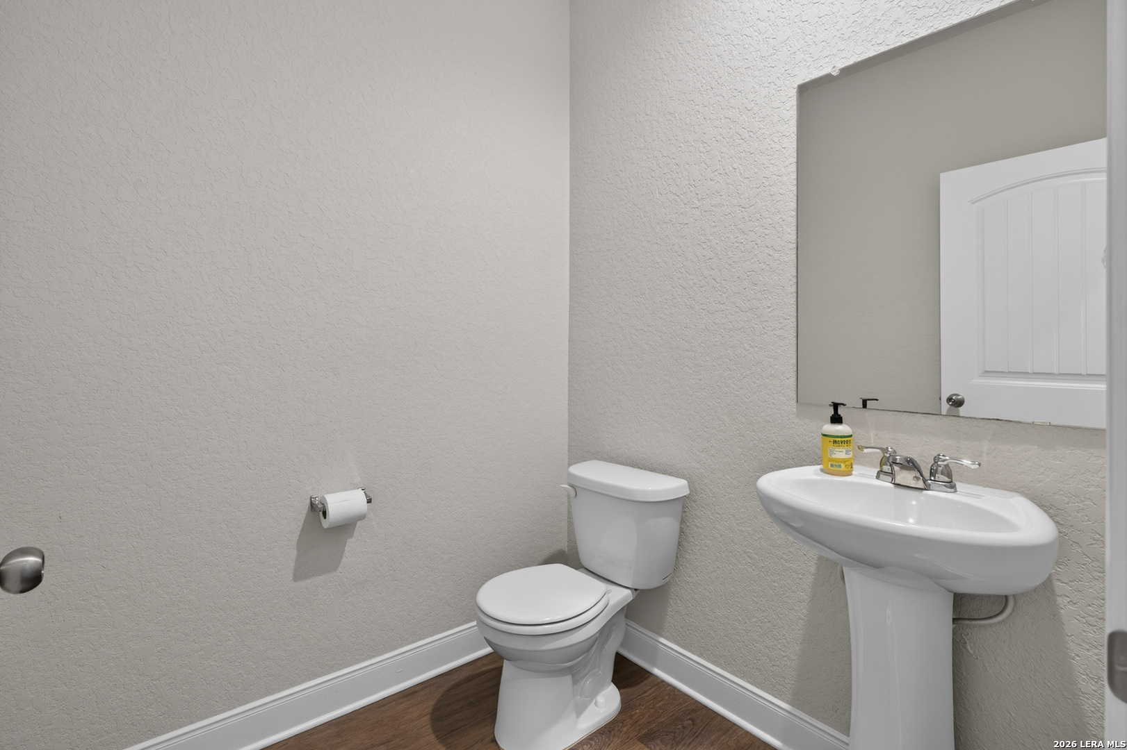 main property photo 19
