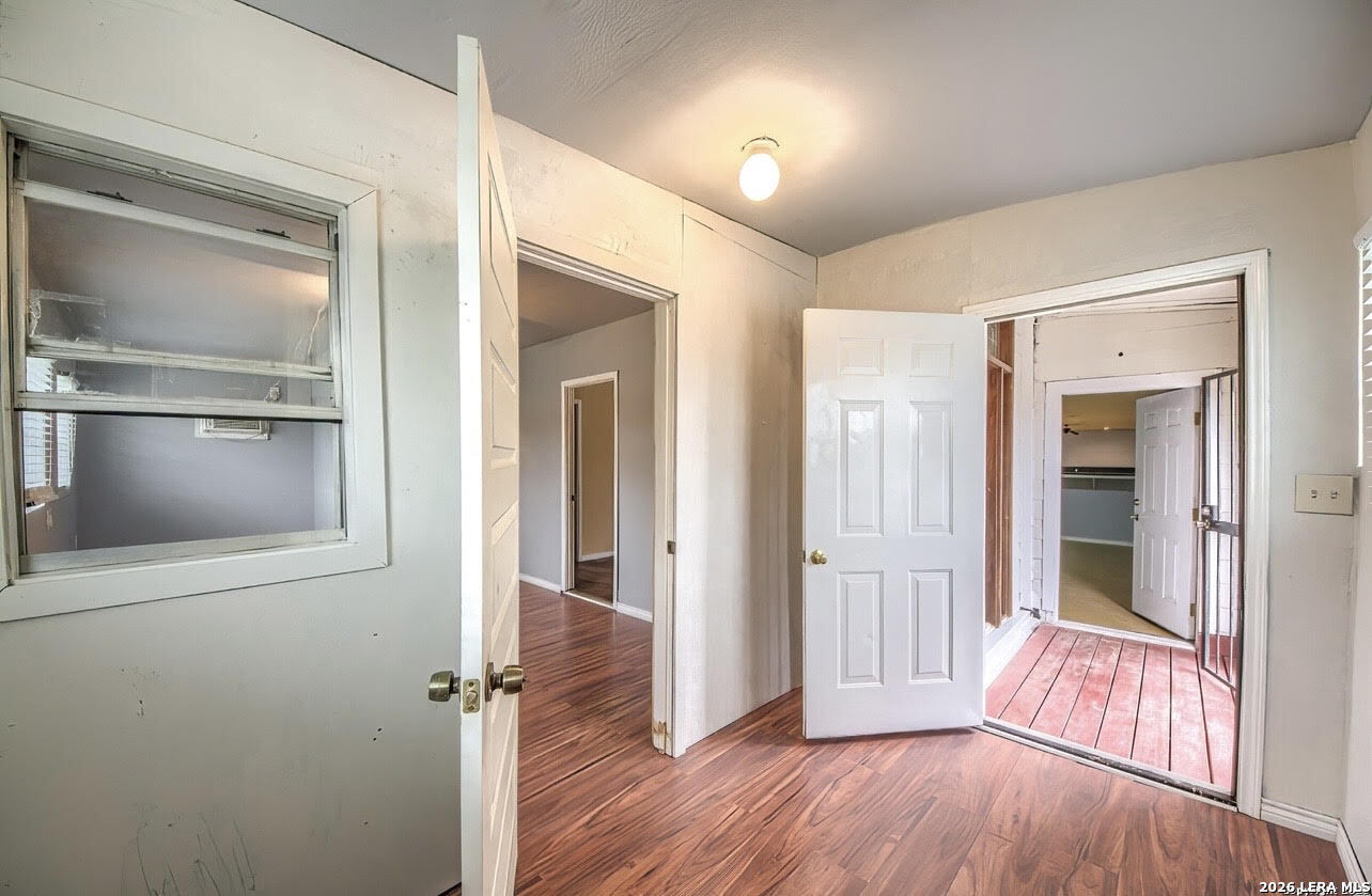main property photo 16